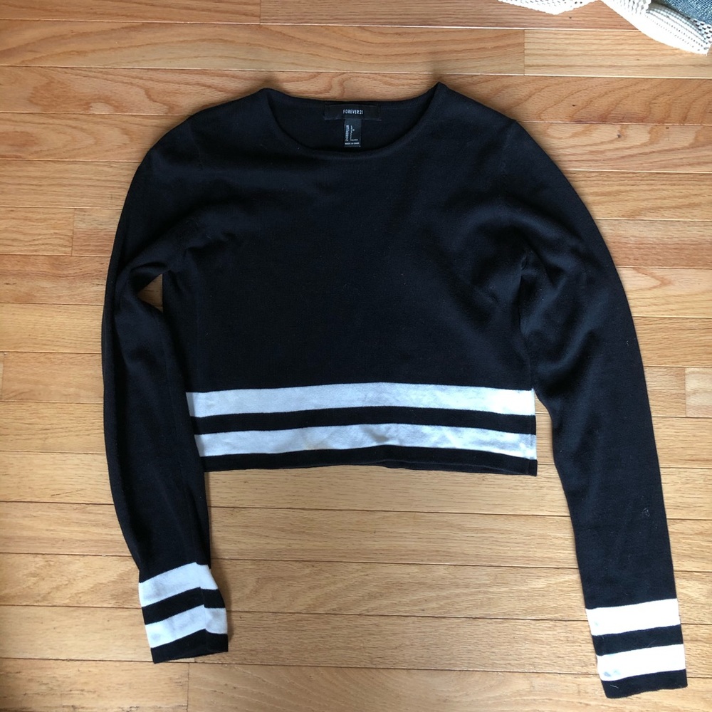 Long sleeve crop top